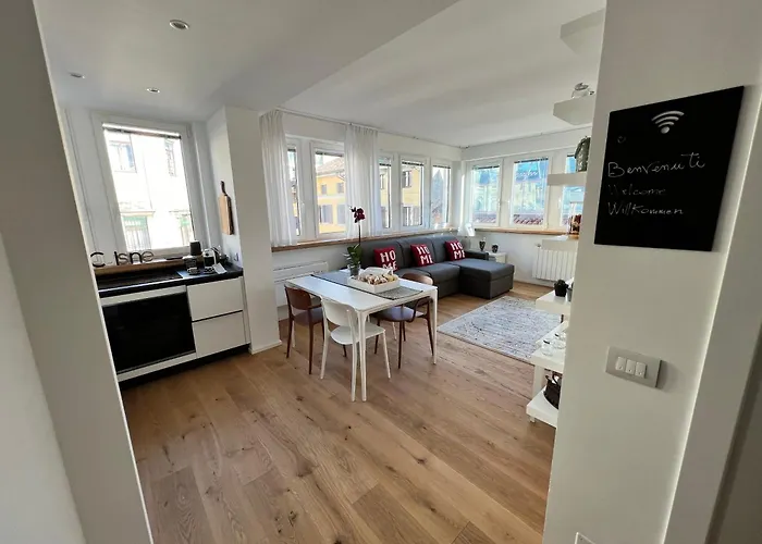 Conte Cavour Apartment